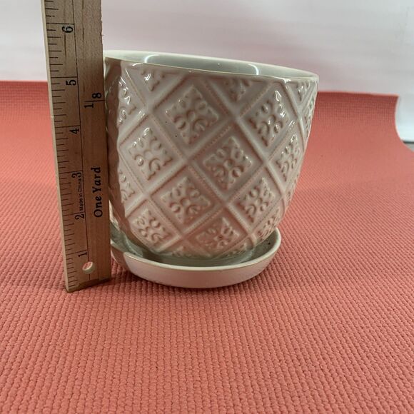 Geometric Diamond Pattern Ivory 6 x 6 Ceramic Flower Pot Planter Saucer - Picture 5 of 6